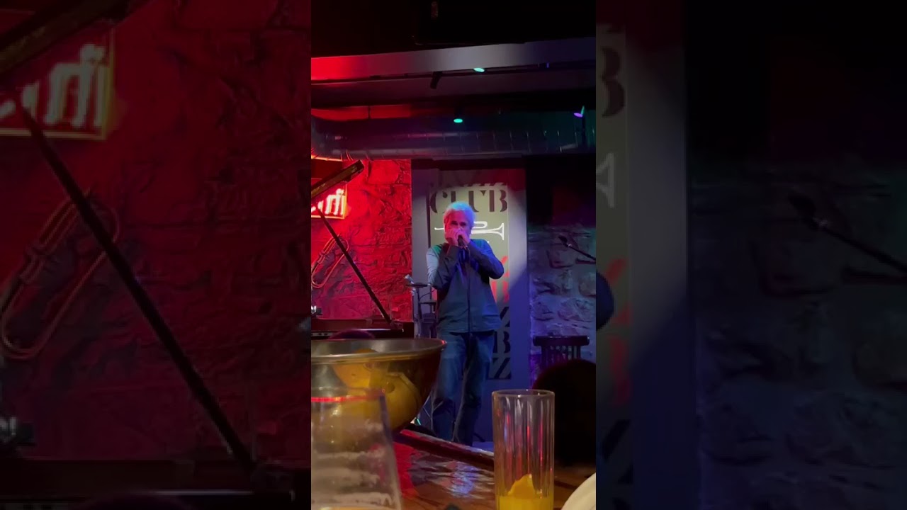San Martín & Álvaro Gaviria — en directo (Short)