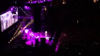 Morrissey Live @ MSG - 2015-06-27 - 14-15 Mama Lay Softly on the Riverbed - Kick the Bride
