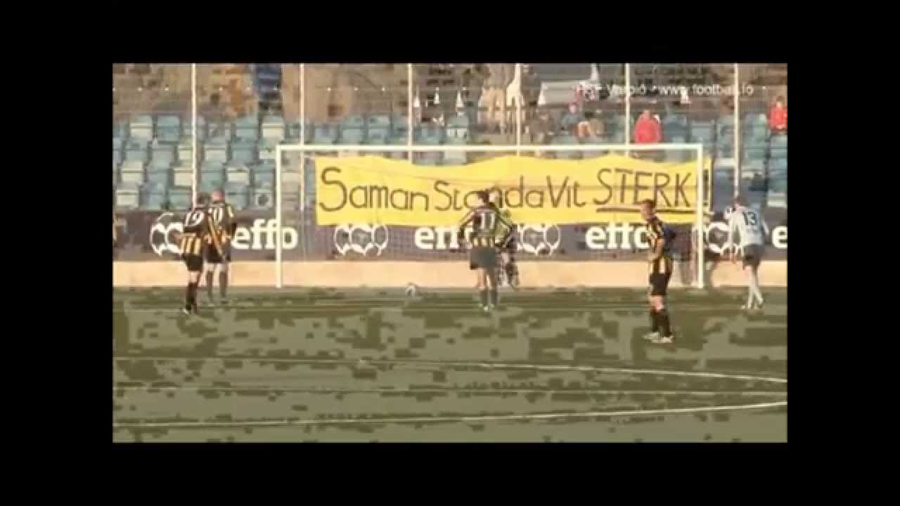 Striker - Klæmint Olsen (2013)