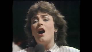 De Danann with Mary Black - Both Sides the Tweed