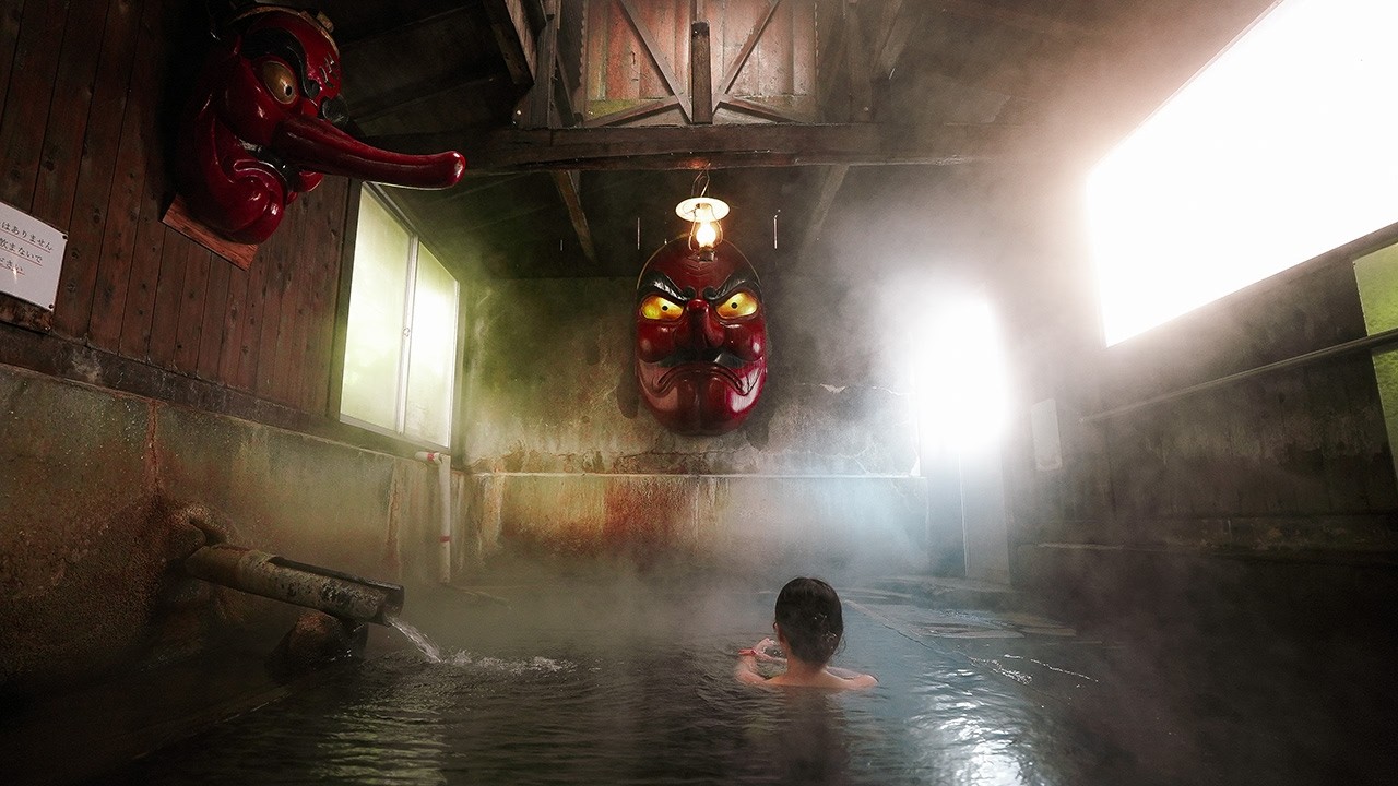 A Weathered 170-Year-Old Hot Spring Inn in Japan, Accessible Only on Foot | Kita Onsen Ryokan
