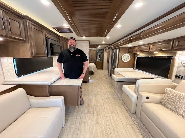 Preview image of 2024 Newmar Ventana 4369 (17N232060) youtube video