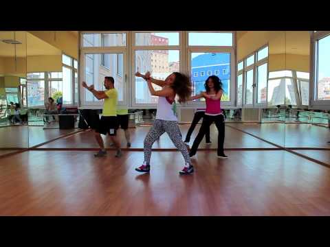 Zumba® Zeynep Molder * Ate A Noite Parar