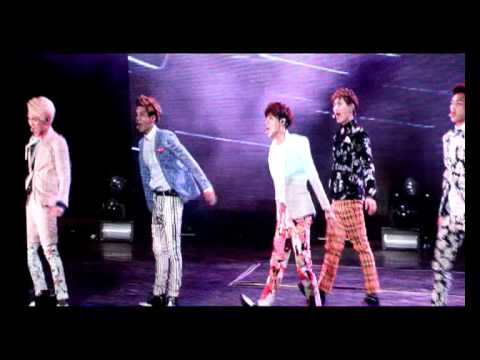 (HD FANCAM) 130309 MUSIC BANK IN JAKARTA: SHERLOCK (SHINEE)