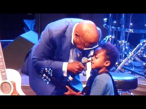 'The Legendary' Peabo Bryson ft. (Son) 'Kit' Bryson - "All She Want's To Do Is Me" Finale (LIVE)