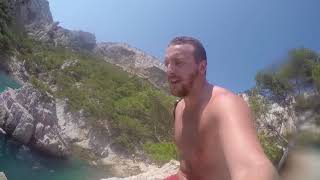 preview picture of video 'Cliff Jumping at Calanque de Sugiton, South of France | Memories in Marseille'