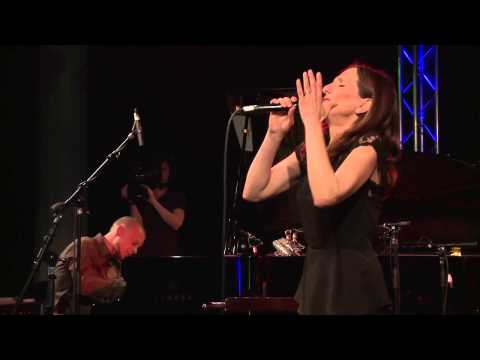 Tamara Obrovac quartet - "Divojka" - live @Jazzahead 2013.