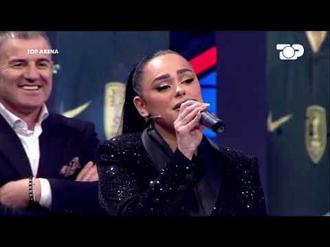Egli Tako këndon “Në shtëpinë tonë” - Top Arena