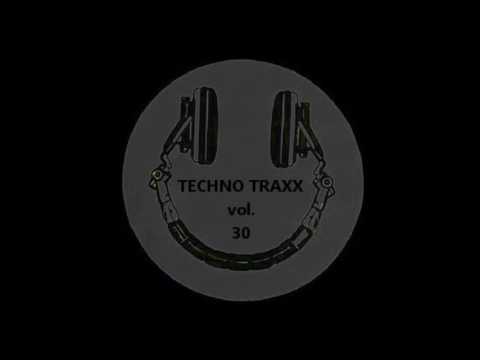 Techno Traxx Vol. 44 - 02 Klubbingman - Welcome To The Club (Pedro Del Mar Remix)