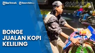 Viral Bonge Ikon Citayam Fashion Week Jualan Kopi Keliling di Pinggir Jalan dengan Mengayuh Sepeda
