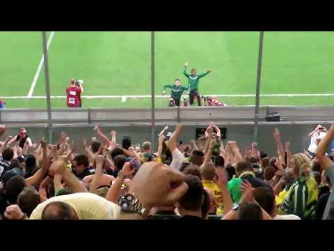 'Sit down if you hate Roda / Stand up if you love Sittard' - tvLB03