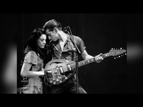 I wanna be yours x Music to watch boys to (Mashup)- Lana del Rey x Arctic Monkeys