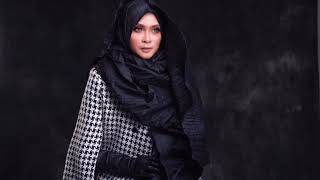 Download lagu Kerana Terluka cover by SITI NORDIANA with lyrics mp3