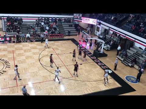 Kobe Johnson beats buzzer