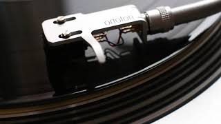 Download lagu Elton John - Funeral For A Friend (1973 HQ Vinyl Rip) - Technics 1200G / Audio Technica AT33PTG/II mp3