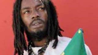 I wayne - Need Her In My Arms