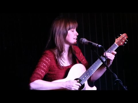 Sarah McQuaid - Yellowstone - Live at TwickFolk, November 2015