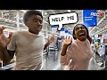YELLING HELP ME EXTRA LOUD IN THE STORE PRANK ON GIRLFRIEND HILARIOUS