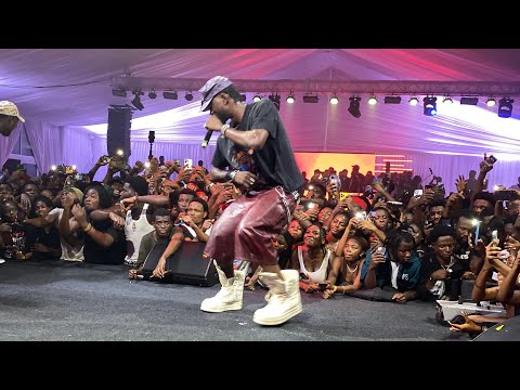 Black Sherif’s Iron Boy Album Ignites Legon Campus! 🎤🔥 Fan’s Wild Night Ends with a Mouth Mishap! 😱