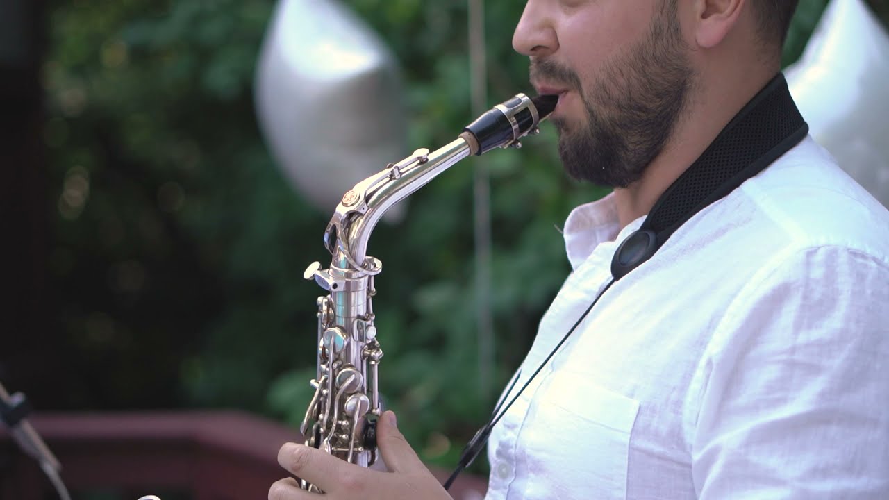 Promotional video thumbnail 1 for Dj Saxobeat