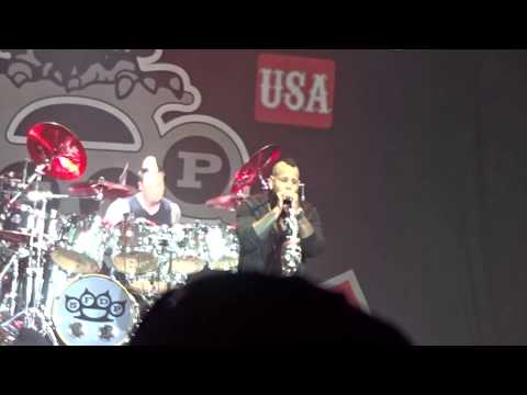 Five finger death punch without Ivan Moody with Tommy Vext - the bleeding live @ Novarock 2017