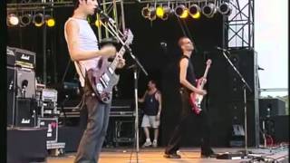 Placebo   You Don&#39;t Care About Us Sub. Español (Bizarre Festival, Weeze Germany 18-08-2000)