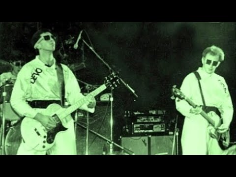 Devo - Redeye Express (Live 1978)