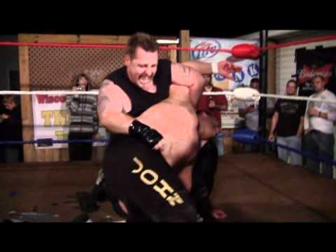 Live Wire vs Travis Lee