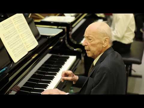Paul Badura-Skoda teaches Julian Trevelyan Mozart Piano Concerto No. 24, KV 491, c-minor, Part 2.