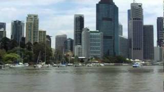 preview picture of video 'Brisbane River by city cat'