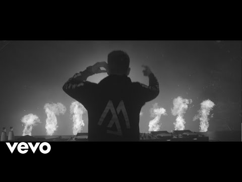 Martin Jensen, Olivia Holt, Yxng Bane - 16 Steps (Yxng Bane)