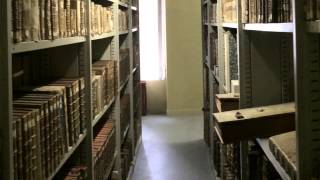 preview picture of video 'Que se cache-t-il dans les réserves de la Bibliothèque de Beaune ?'