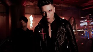 Kadr z teledysku Fields Of Bone tekst piosenki Black Veil Brides