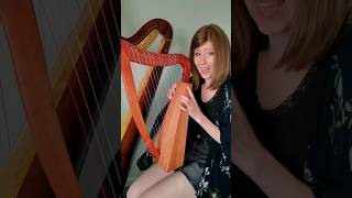 Download lagu The tiniest harp! mp3