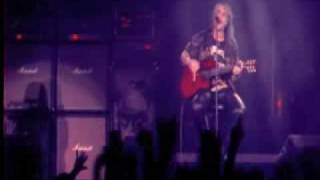 Helloween -  In The Middle Of A Heartbeat [Live]