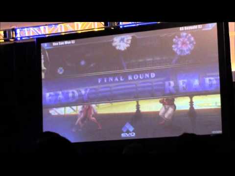 EVO 2013 - KOF XIII Grand Final - Hee San Woo vs AS Reynald