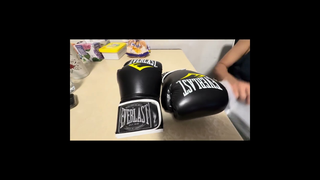 Everlast Gants de boxe Professionnel video thumbnail