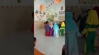 Download lagu Maju maju maju mundur mundur mundur lompat 😂 mp3