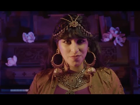 Ruby Velle - Straight Out The Mud (OFFICIAL MUSIC VIDEO)