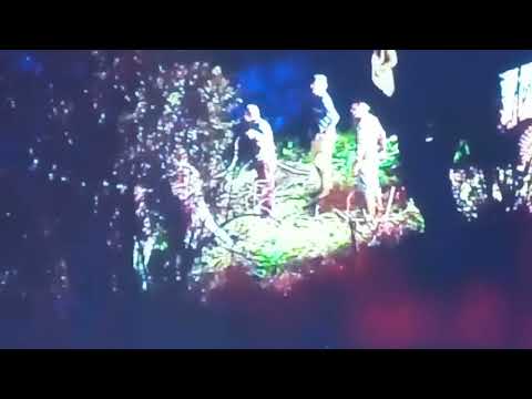 Rio Ferreira  3 crianças retiradas do jipe 