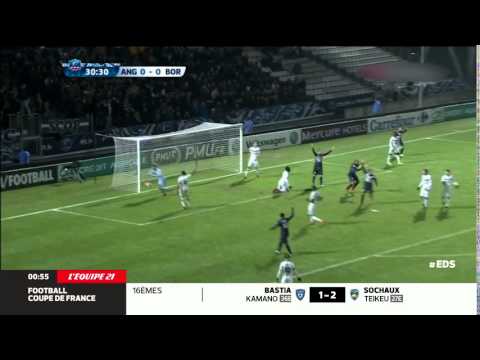 Main de Ismaël Traoré dans la surface sur la frappe de Jussiê