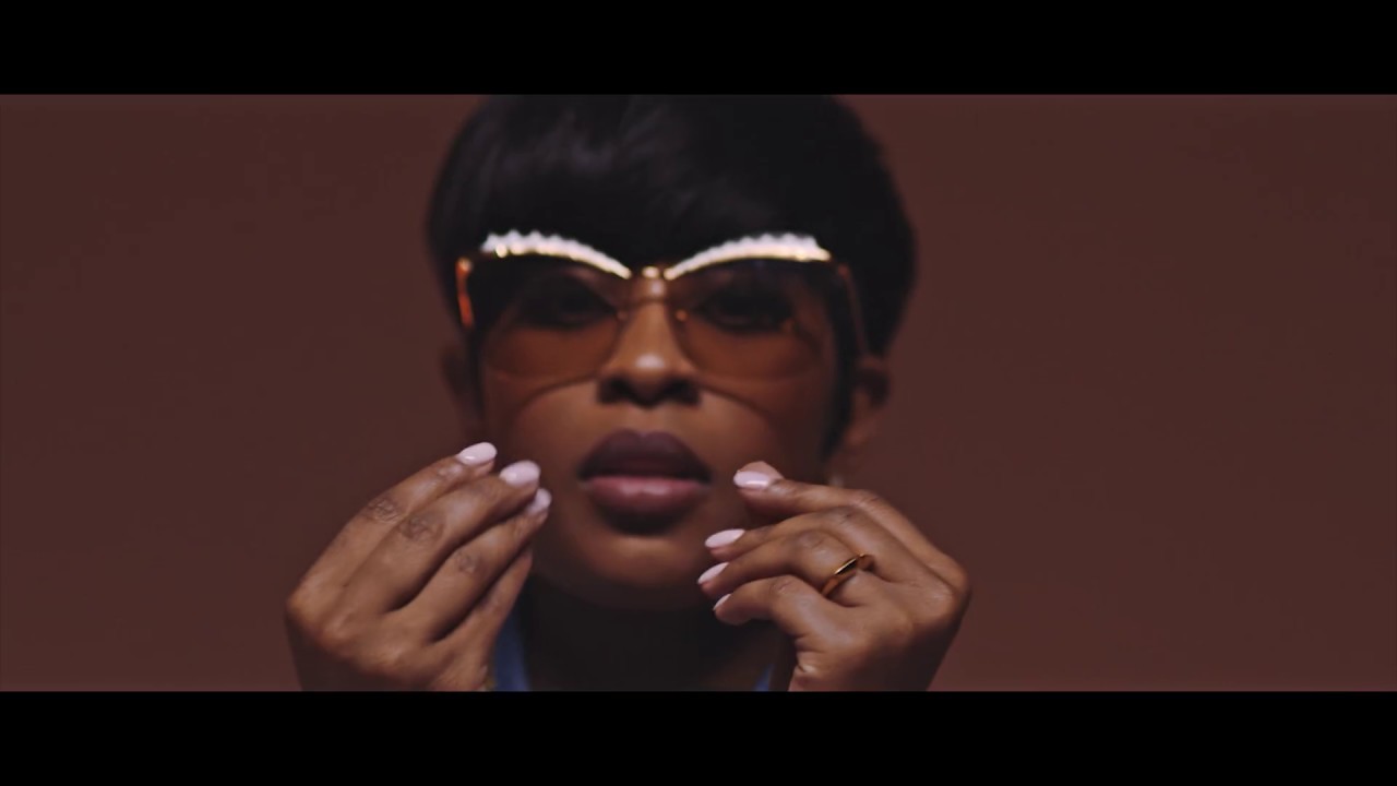 Tracy T ft Dej Loaf – ”Shinin’ Like My Rollie”