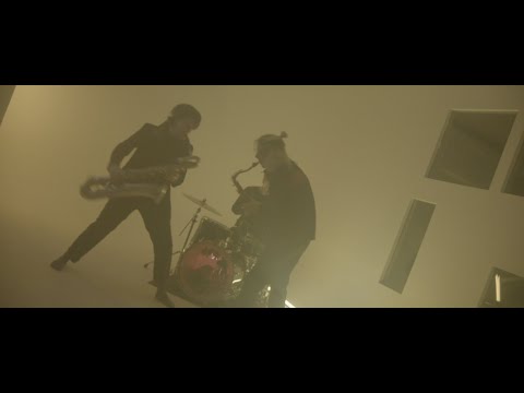 Brass Riot - HEAT [Official Musicvideo]