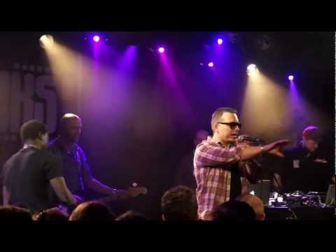 DAFUNIKS feat. ELIAS - Hello, I love you - Live @ La Maroquinerie, Paris - April, 7th 2012