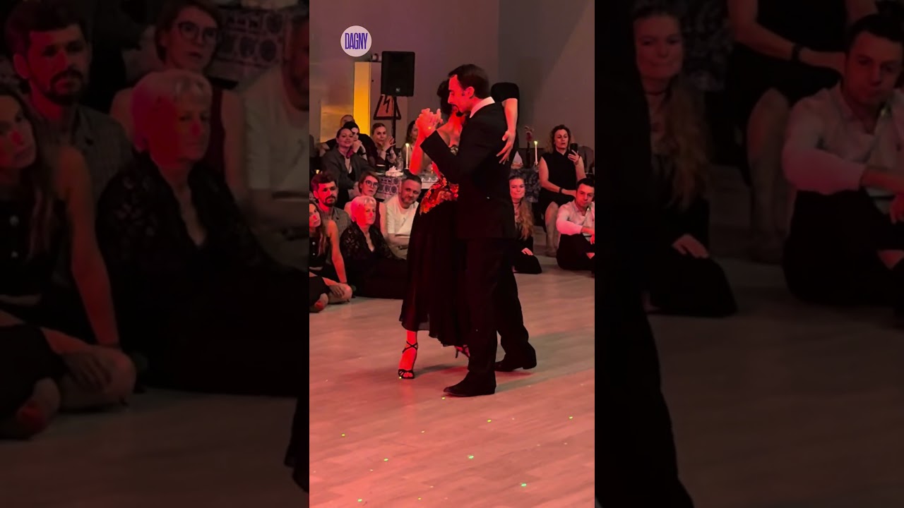 Lorena Tarantino & Gianpiero Galdi dance to "Gipsy Vals", live by El Cachivache Quinteto (1/13)