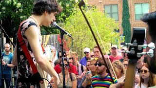 Ezra Furman - Peel My Orange Every Morning, Brooklyn Vegan SXSW 2018 & PressureDrop.tv
