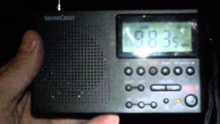 preview picture of video '9835 khz - RTM Sarawak FM - Kajang (Malaysia)'