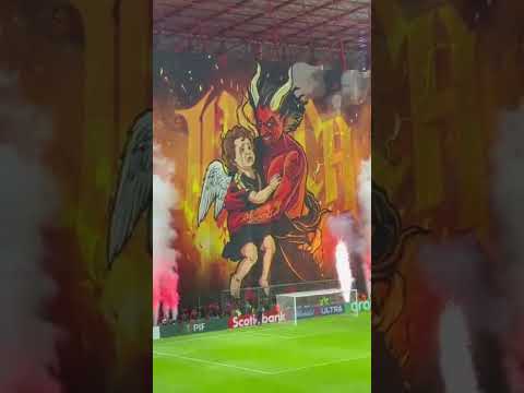 "Tifo de Toluca vs LAFC. “Cuéntame tu historia”" Barra: La Perra Brava &bull; Club: Toluca &bull; País: México