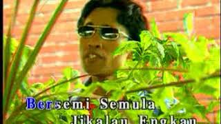 Download lagu UTUSKANLAH RINDU DIDOAMU   LESTARI mp3