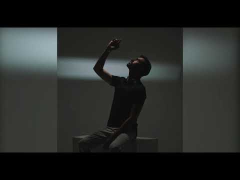 With clean lines, sophisticated details & unprecedented comfort, find the perfect pair for you here.